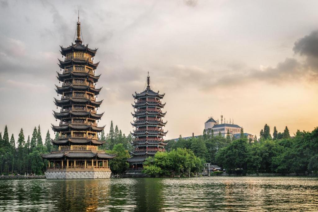 Guilin Lotus Hotel Εξωτερικό φωτογραφία