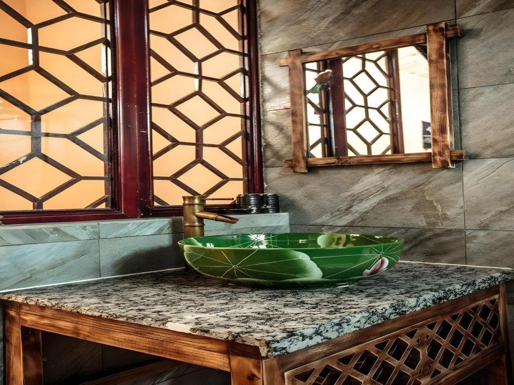Guilin Lotus Hotel Εξωτερικό φωτογραφία