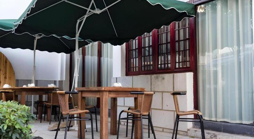 Guilin Lotus Hotel Εξωτερικό φωτογραφία